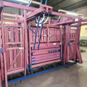 Tronco de Contenção Modelo Americano Com 2 Cabines e Balança digital 4000kg
